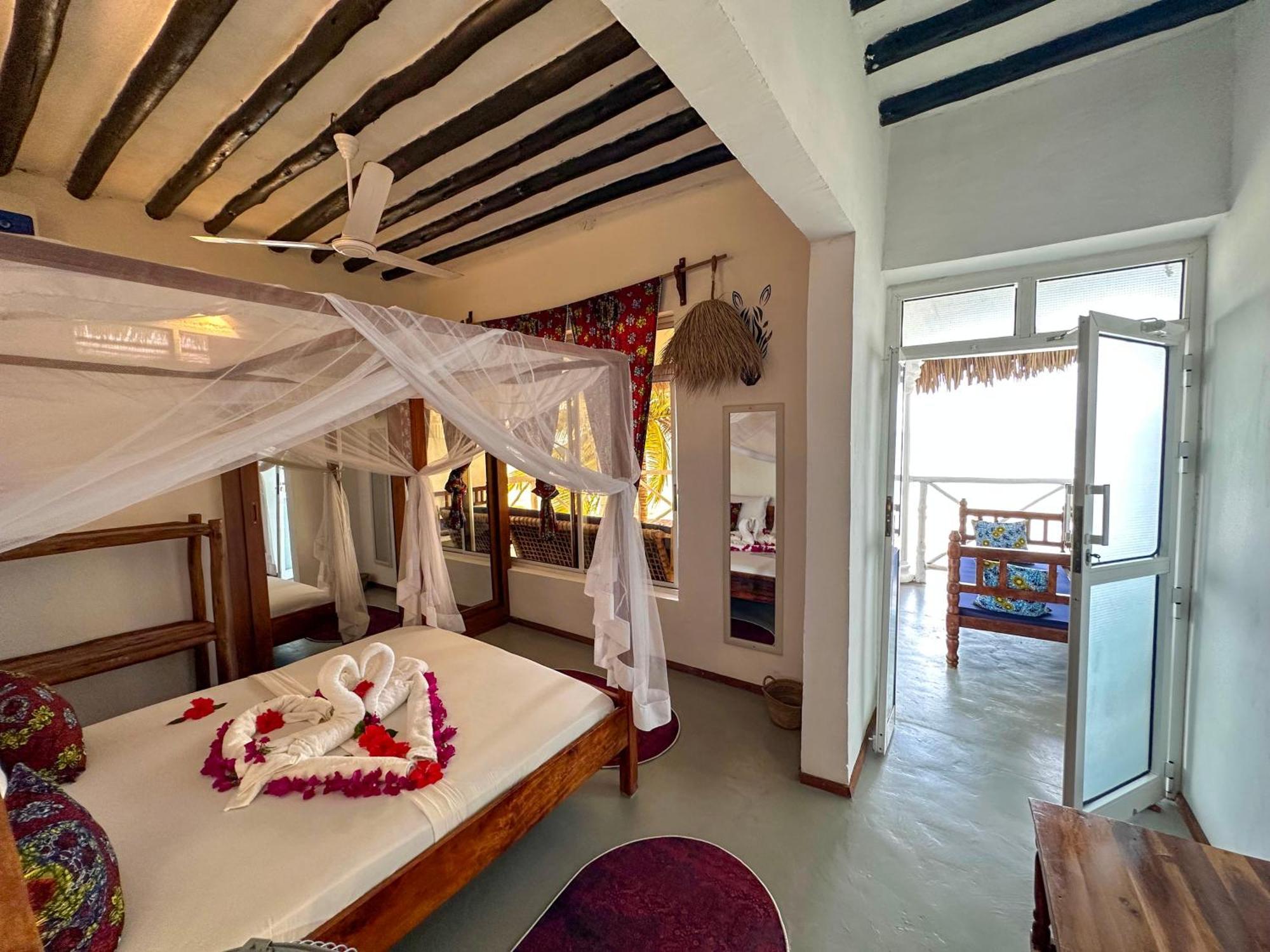 The African Paradise Hotel